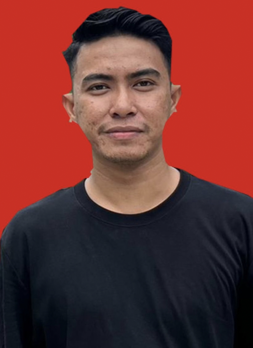 ANDI  WAHYUDI